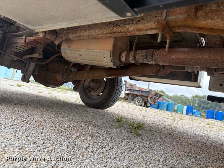 image for item FU4709 2002 Ford F350 Ext. Cab utility bed pickup truck