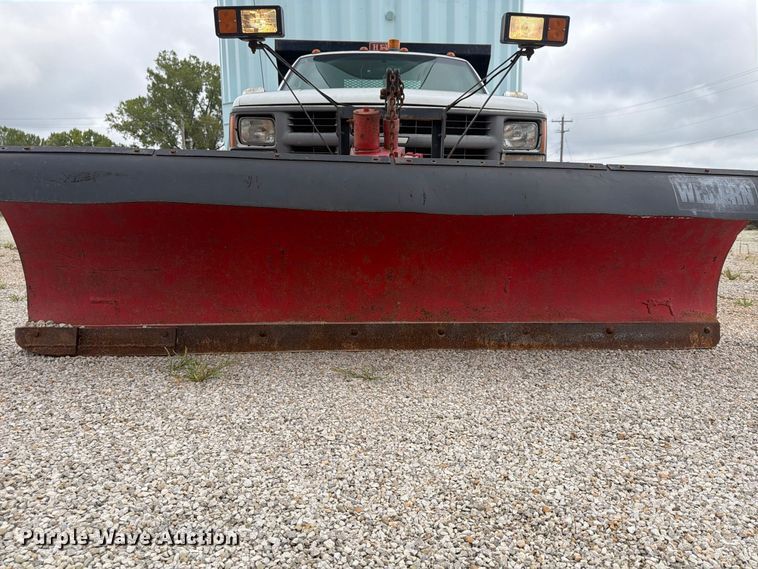 image for item FU4710 1998 Chevrolet K3500 dump bed pickup truck
