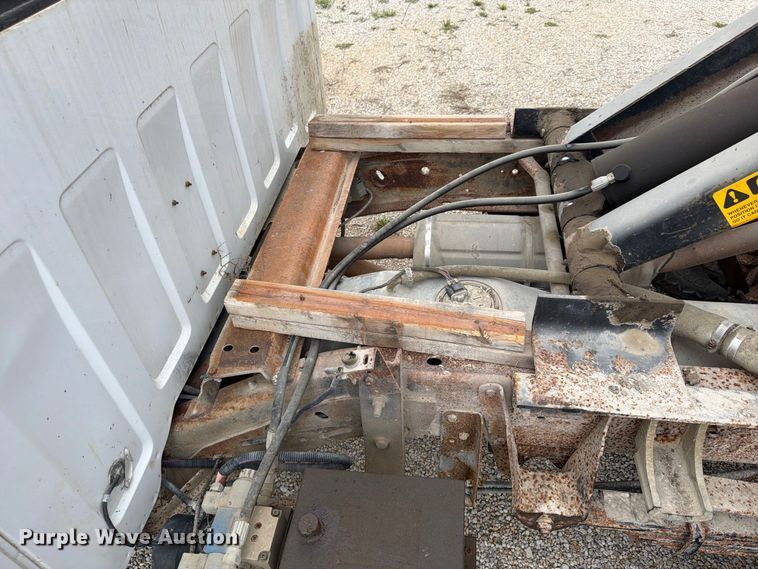 image for item FU4710 1998 Chevrolet K3500 dump bed pickup truck