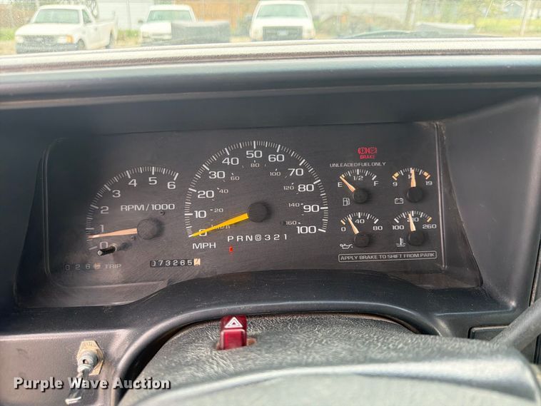 image for item FU4710 1998 Chevrolet K3500 dump bed pickup truck