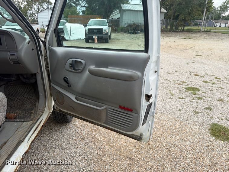 image for item FU4710 1998 Chevrolet K3500 dump bed pickup truck