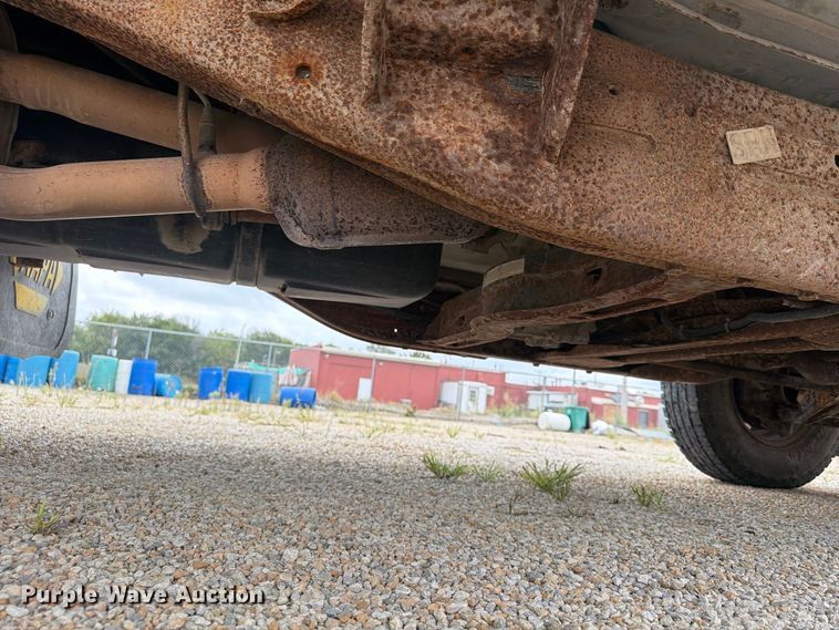 image for item FU4710 1998 Chevrolet K3500 dump bed pickup truck