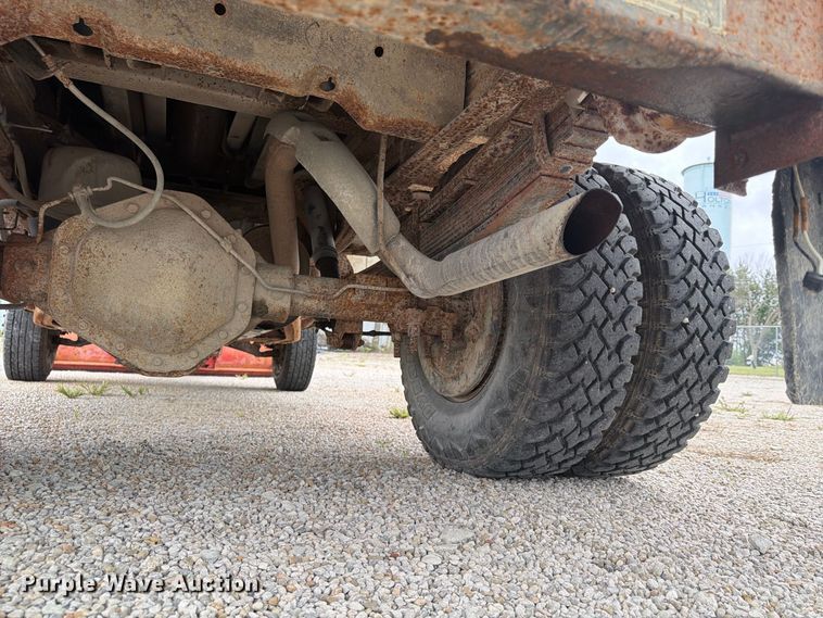 image for item FU4710 1998 Chevrolet K3500 dump bed pickup truck