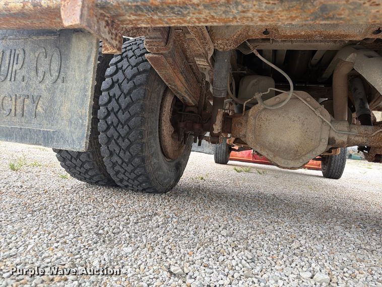image for item FU4710 1998 Chevrolet K3500 dump bed pickup truck