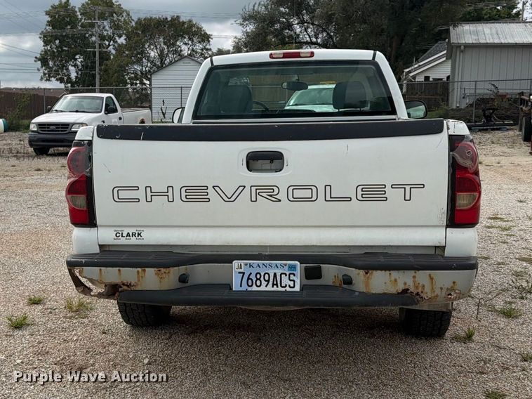 image for item FU4714 2006 Chevrolet Silverado 1500 pickup truck