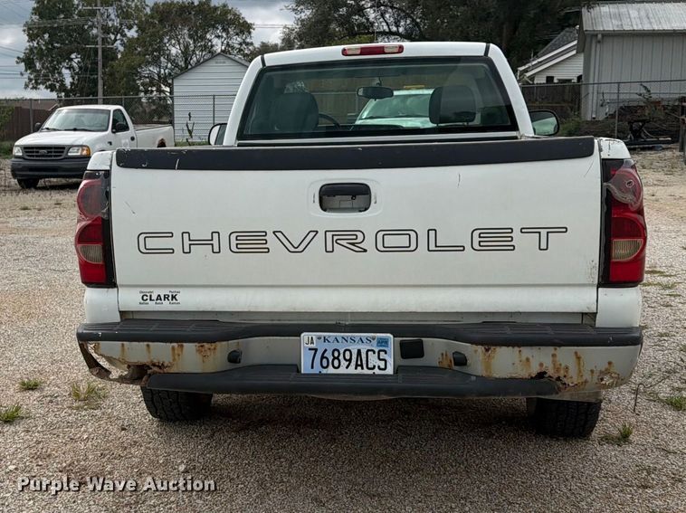 image for item FU4714 2006 Chevrolet Silverado 1500 pickup truck