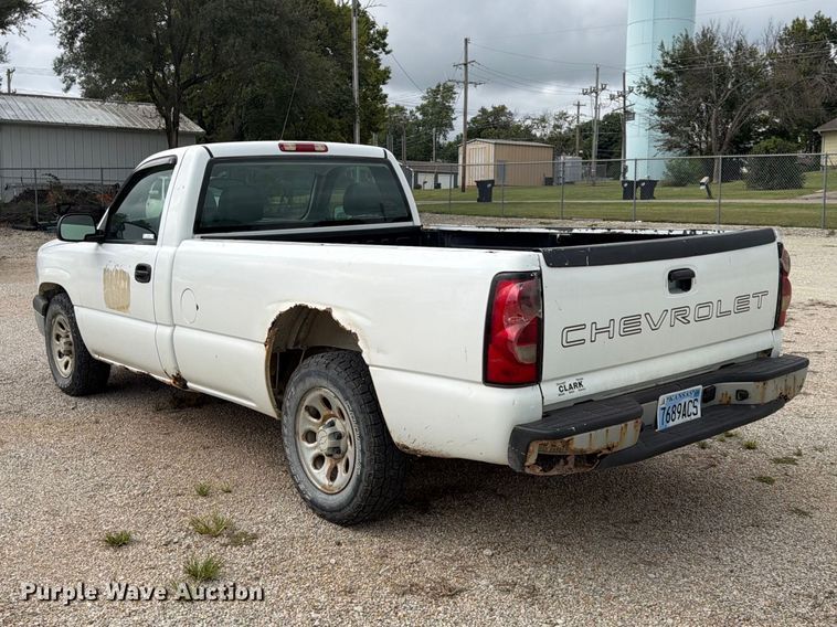 image for item FU4714 2006 Chevrolet Silverado 1500 pickup truck