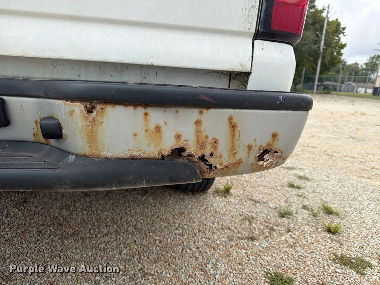 image for item FU4714 2006 Chevrolet Silverado 1500 pickup truck