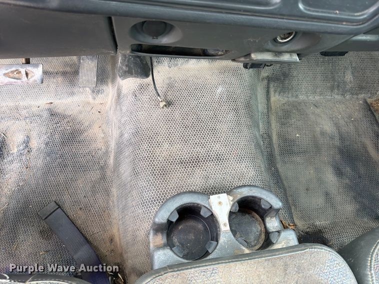 image for item FU4714 2006 Chevrolet Silverado 1500 pickup truck