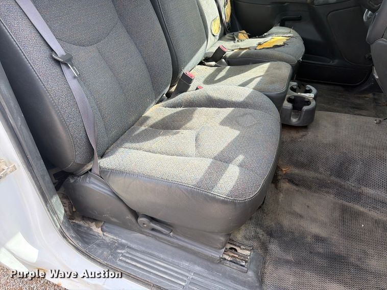 image for item FU4714 2006 Chevrolet Silverado 1500 pickup truck