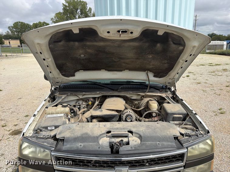 image for item FU4714 2006 Chevrolet Silverado 1500 pickup truck