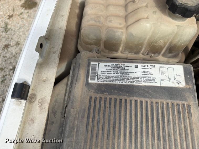 image for item FU4714 2006 Chevrolet Silverado 1500 pickup truck
