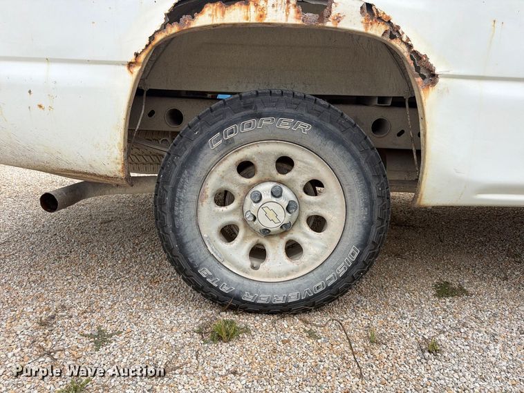 image for item FU4714 2006 Chevrolet Silverado 1500 pickup truck