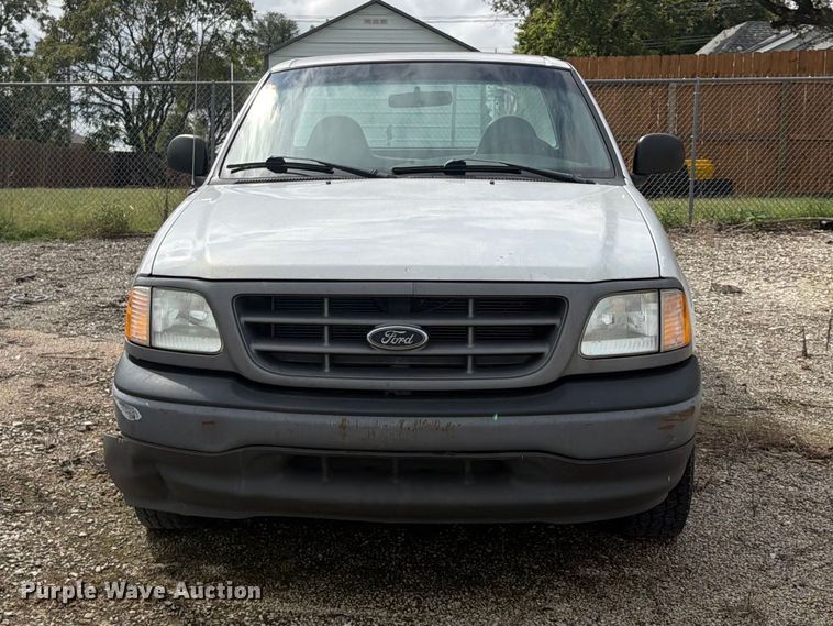 image for item FU4715 2002 Ford F150 pickup truck