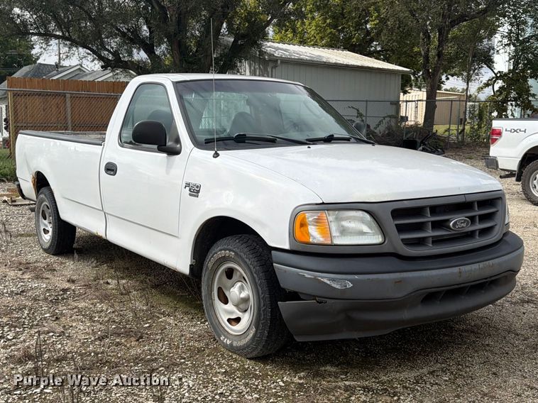 image for item FU4715 2002 Ford F150 pickup truck