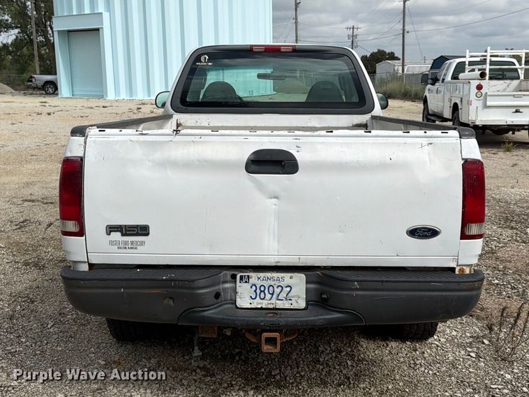 image for item FU4715 2002 Ford F150 pickup truck