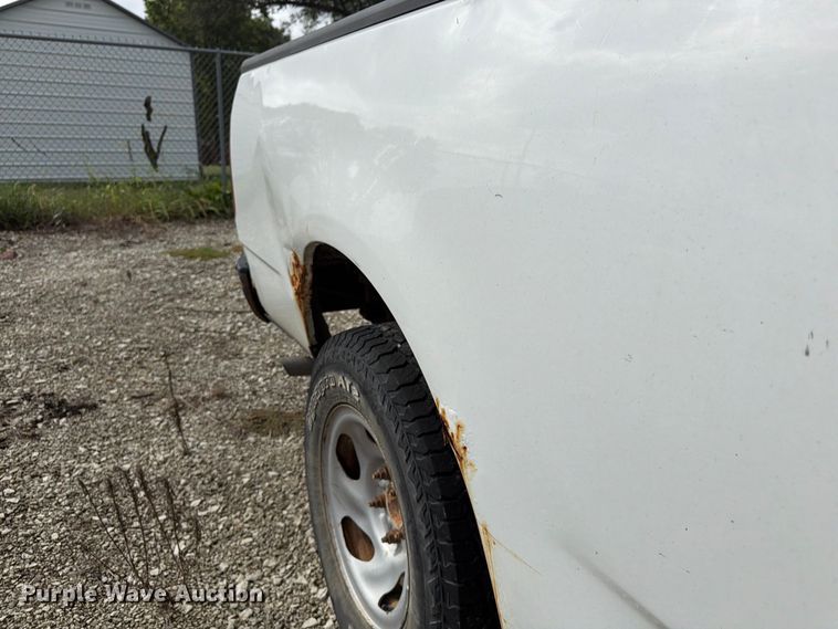 image for item FU4715 2002 Ford F150 pickup truck