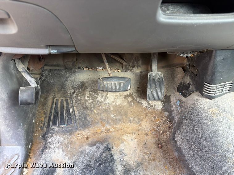 image for item FU4715 2002 Ford F150 pickup truck