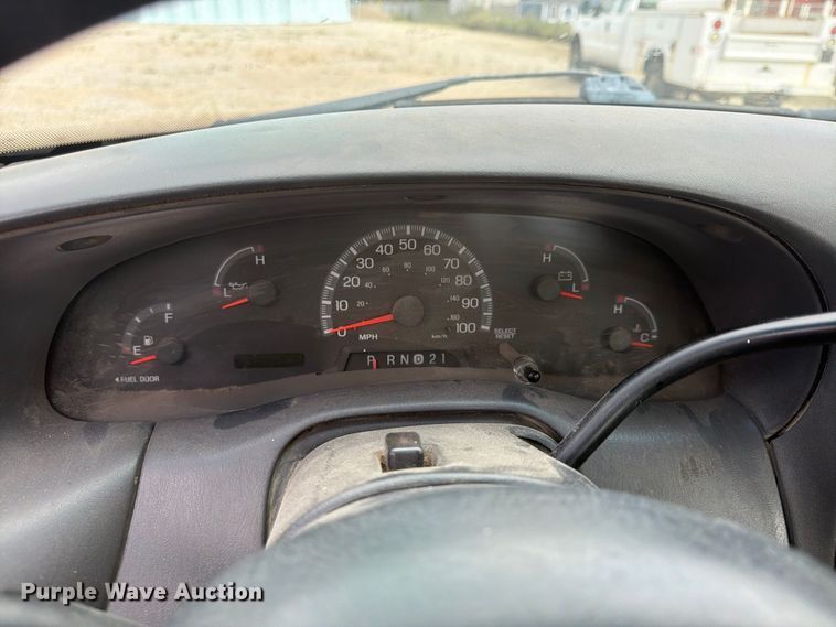 image for item FU4715 2002 Ford F150 pickup truck