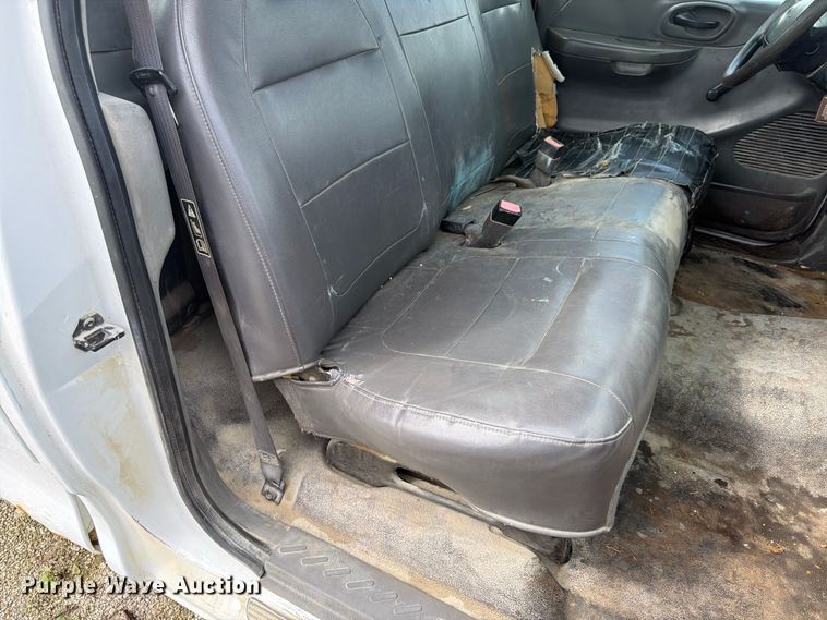 image for item FU4715 2002 Ford F150 pickup truck
