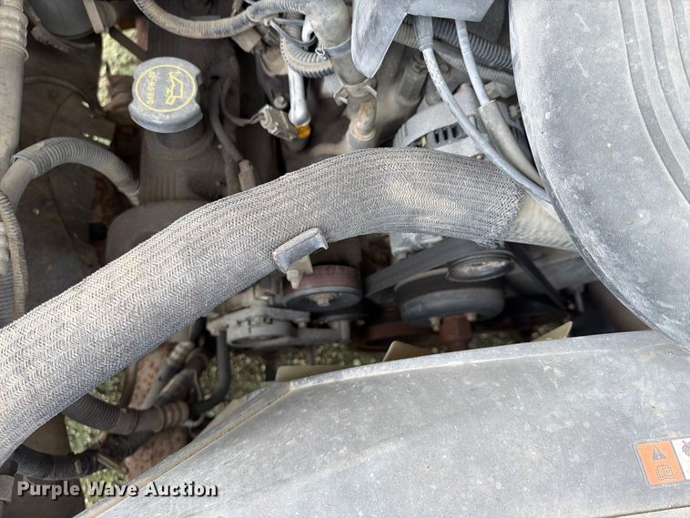 image for item FU4715 2002 Ford F150 pickup truck