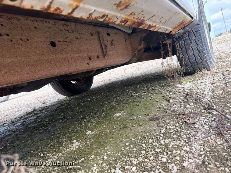image for item FU4715 2002 Ford F150 pickup truck