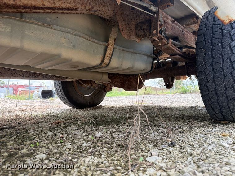 image for item FU4715 2002 Ford F150 pickup truck