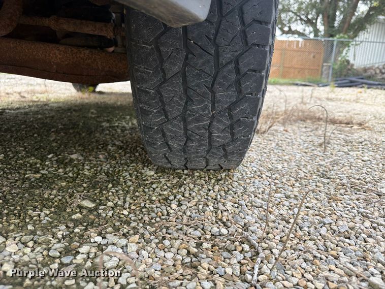 image for item FU4715 2002 Ford F150 pickup truck