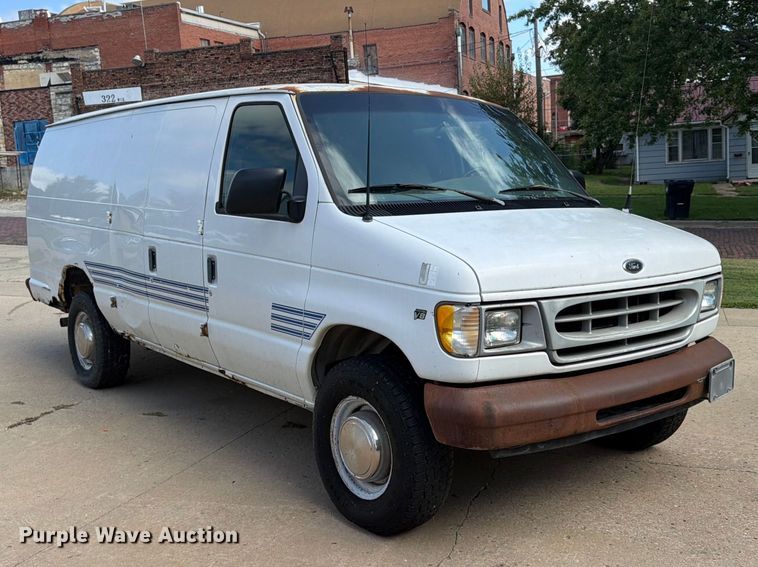 image for item FU4717 2000 Ford E350 van