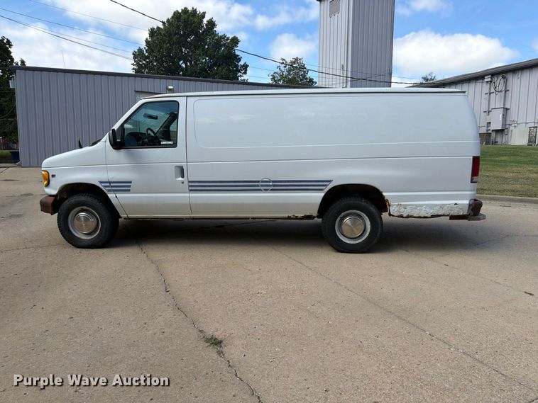 image for item FU4717 2000 Ford E350 van