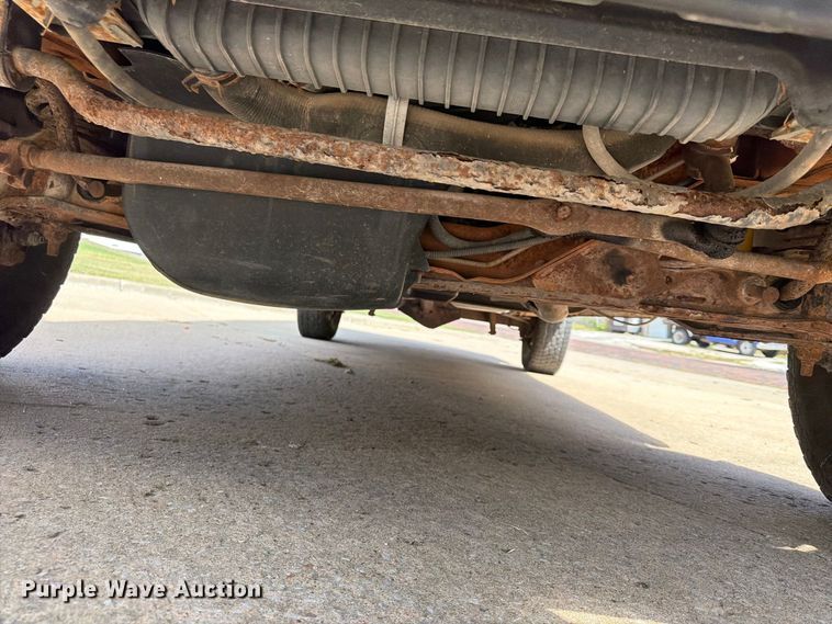image for item FU4717 2000 Ford E350 van