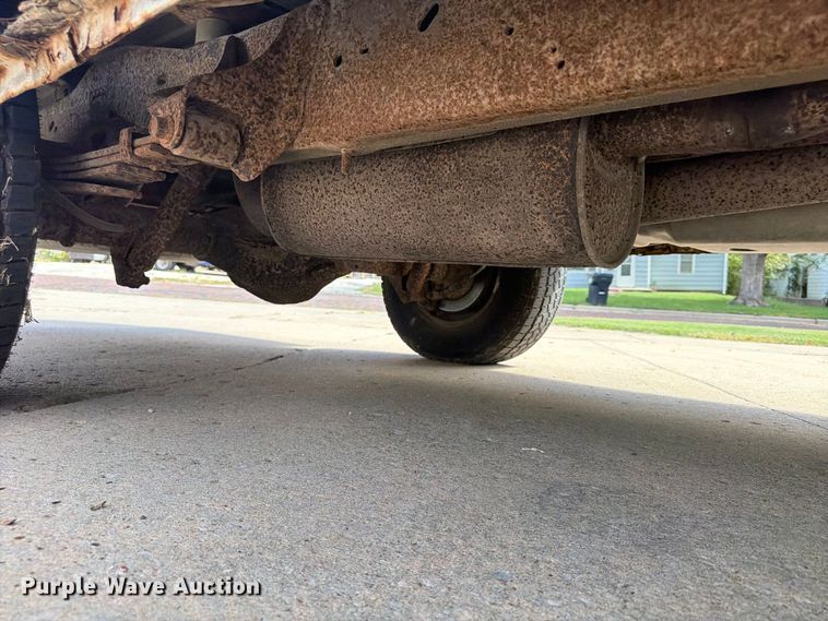 image for item FU4717 2000 Ford E350 van