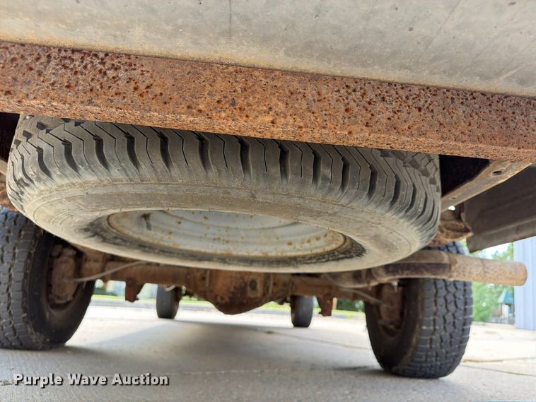 image for item FU4717 2000 Ford E350 van