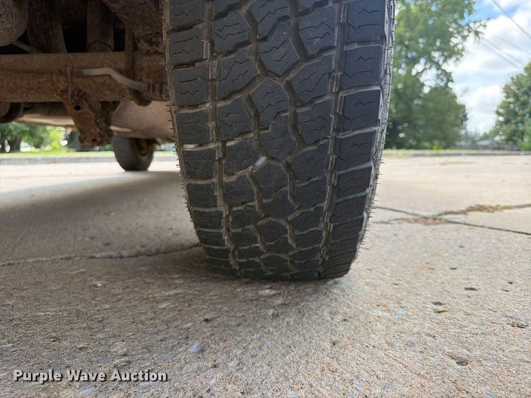image for item FU4717 2000 Ford E350 van