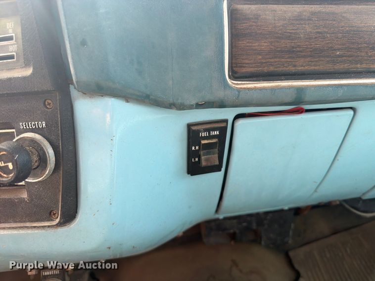 image for item FU4718 1974 Chevrolet C30 dump bed pickup truck