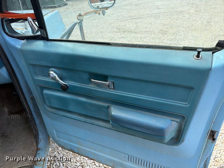 image for item FU4718 1974 Chevrolet C30 dump bed pickup truck