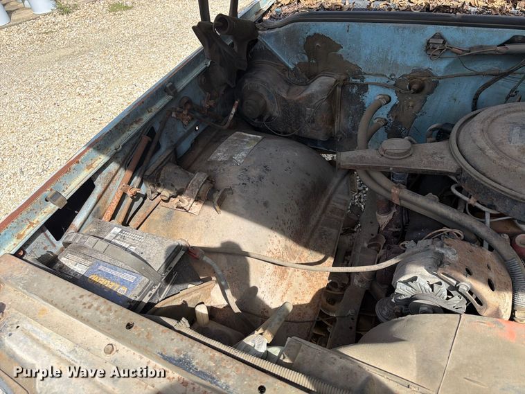 image for item FU4718 1974 Chevrolet C30 dump bed pickup truck
