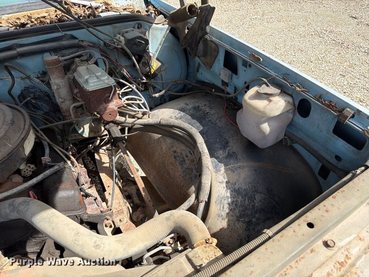 image for item FU4718 1974 Chevrolet C30 dump bed pickup truck