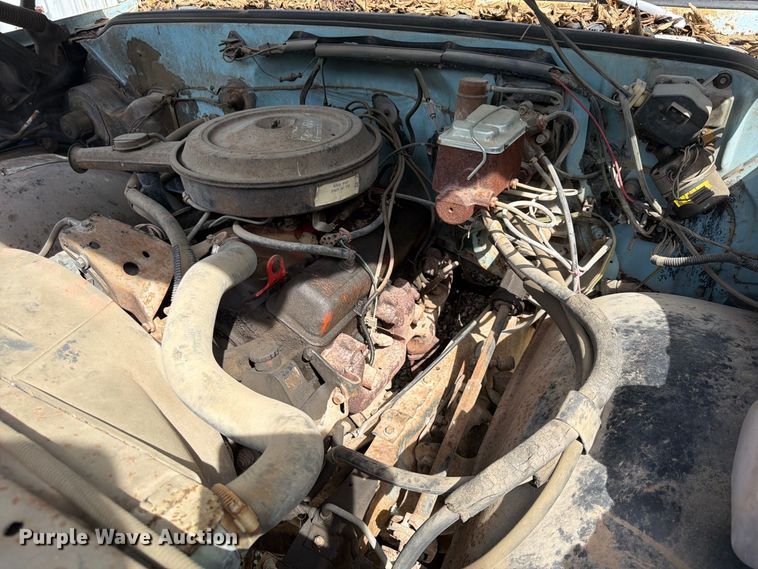 image for item FU4718 1974 Chevrolet C30 dump bed pickup truck