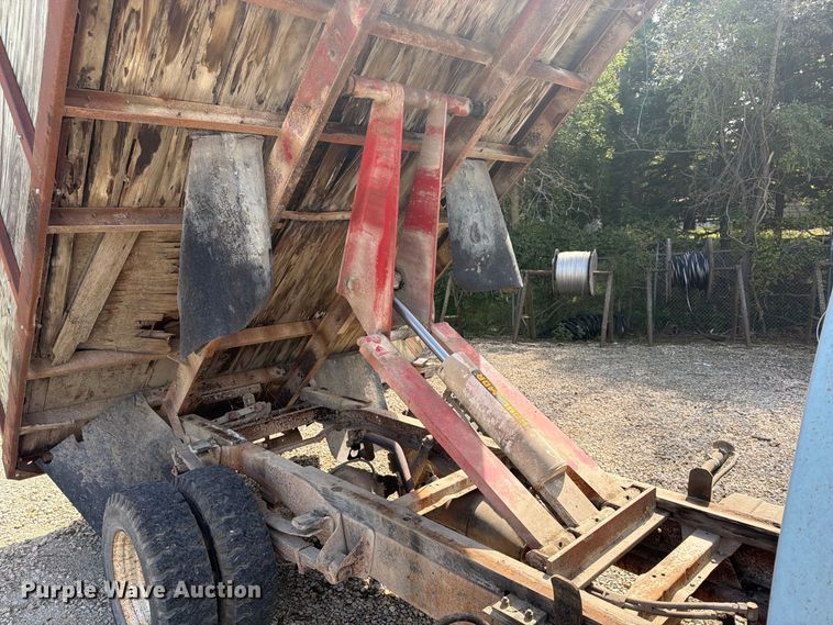 image for item FU4718 1974 Chevrolet C30 dump bed pickup truck