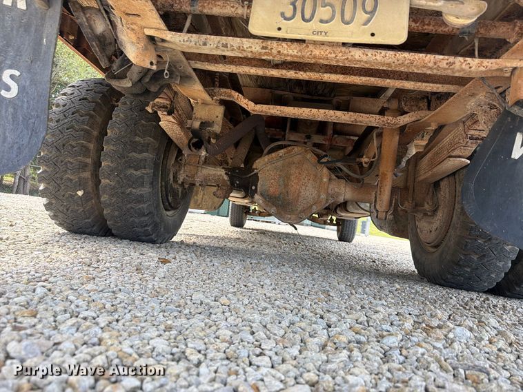 image for item FU4718 1974 Chevrolet C30 dump bed pickup truck