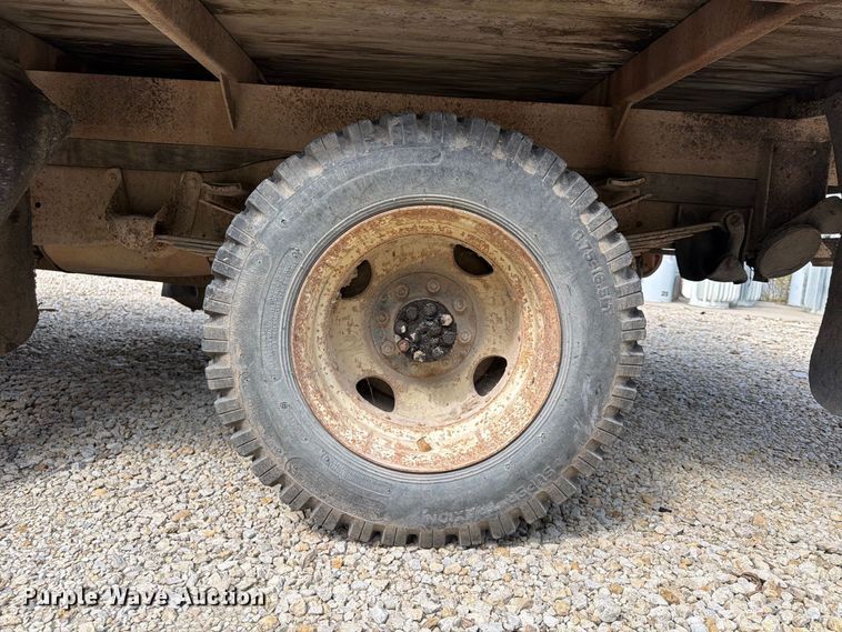 image for item FU4718 1974 Chevrolet C30 dump bed pickup truck