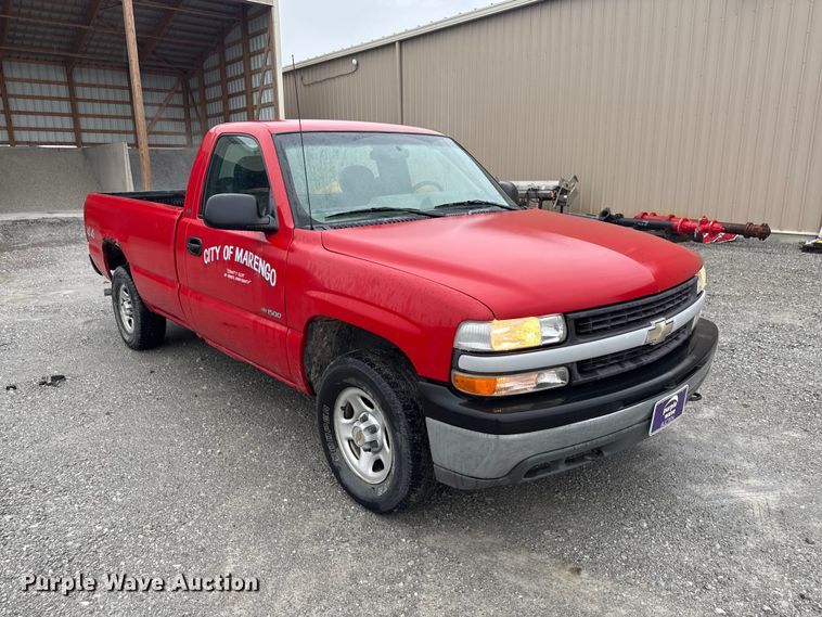 image for item ND9553 2000 Chevrolet Silverado 1500 pickup truck