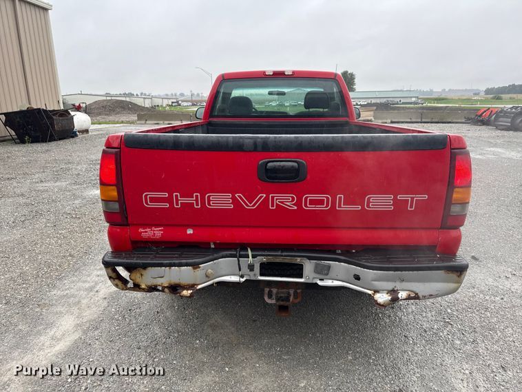 image for item ND9553 2000 Chevrolet Silverado 1500 pickup truck