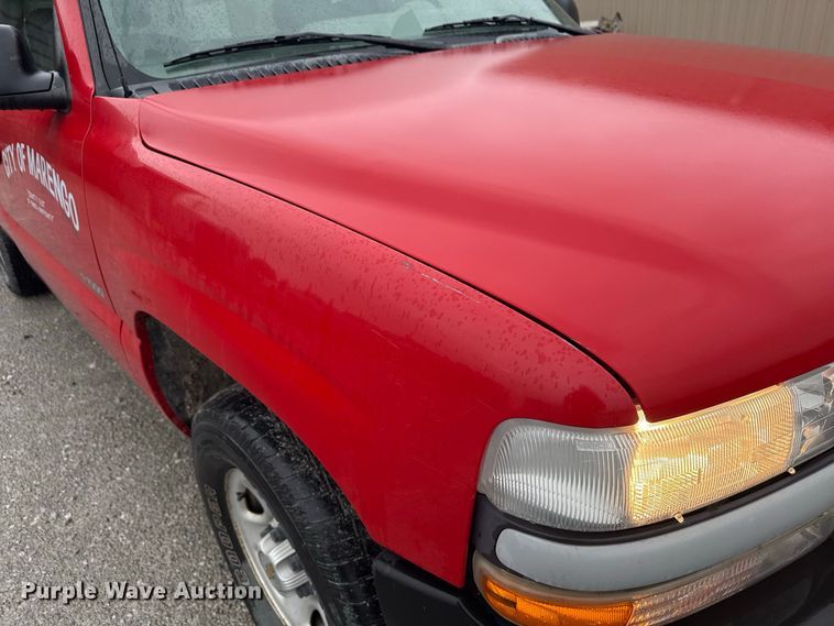 image for item ND9553 2000 Chevrolet Silverado 1500 pickup truck