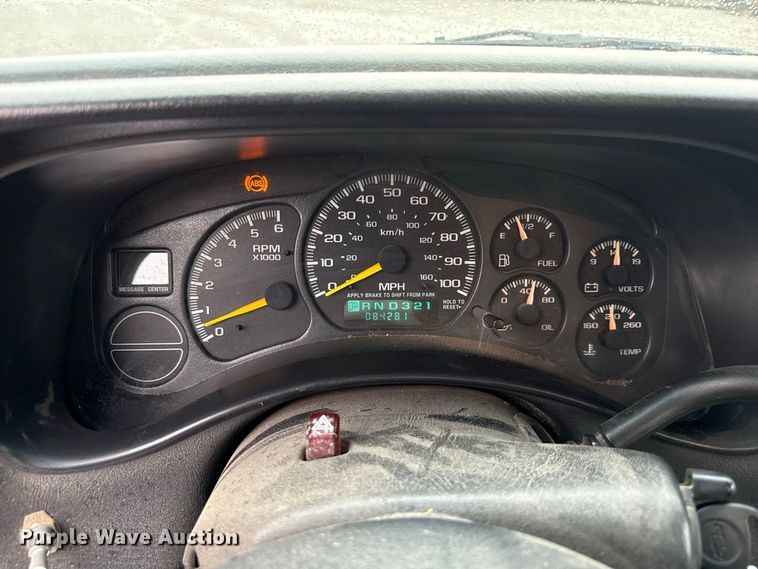 image for item ND9553 2000 Chevrolet Silverado 1500 pickup truck
