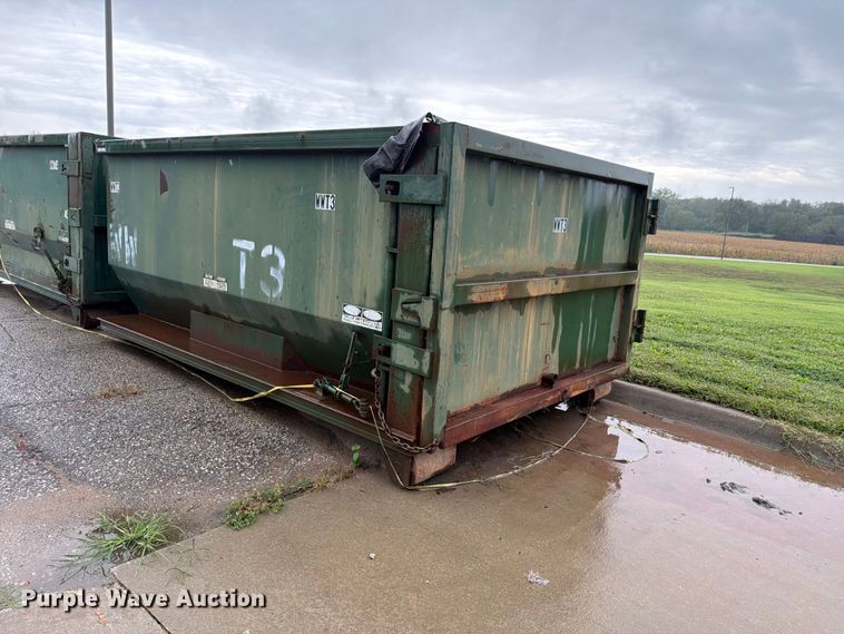 image for item NF9676 2004 WTC OTS13 roll-off container