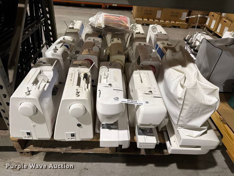 image for item NF9678 Approximately 21 sewing machines