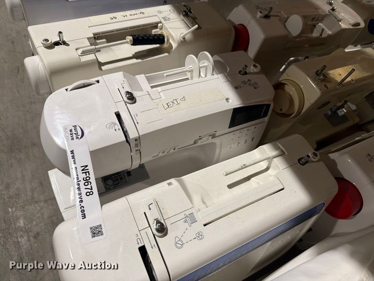 image for item NF9678 Approximately 21 sewing machines