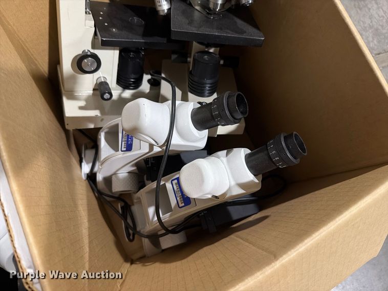 image for item NF9679 Classroom microscopes